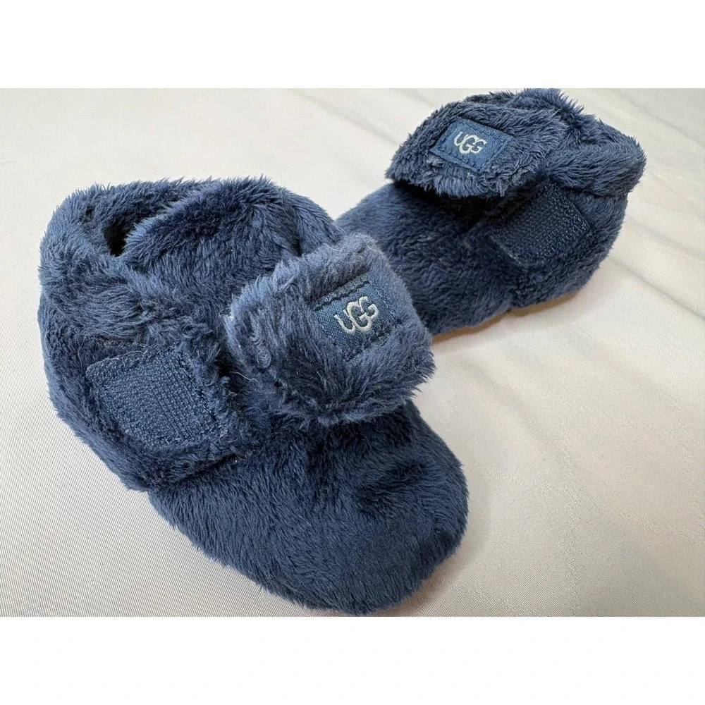 UGG Infant Navy Blue Bixbee Faux Fur Bootie Sz 2/3 Hook Loop Baby Shower Gift